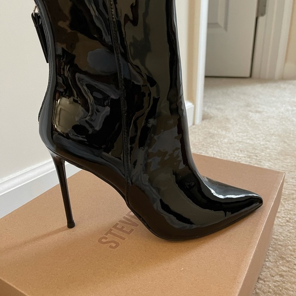 Sexy heeled boots - Picture 3 of 4